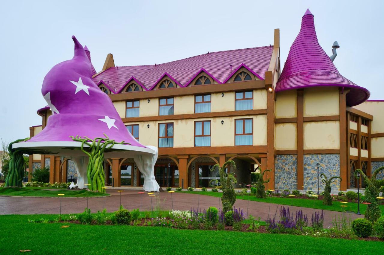 Gardaland Magic Hotel Castelnuovo del Garda Exterior foto